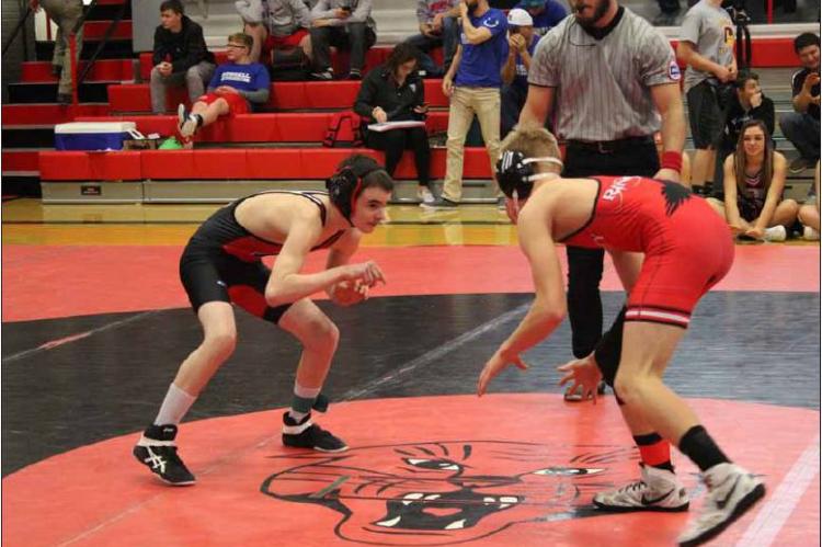 Ellsworth wrestlers place fourth