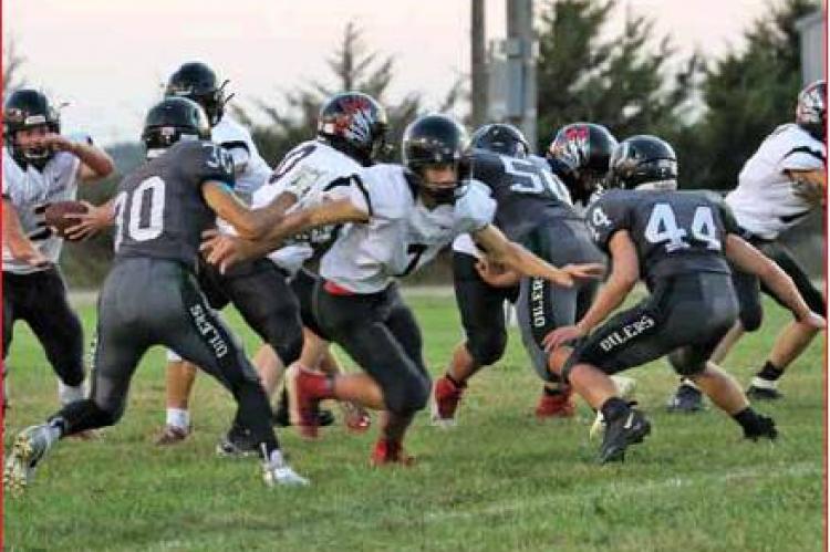 Oilers named to all-league football teams for 2019